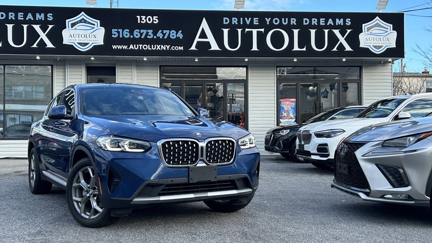 2022 BMW X4 30i — SUV — 22,788 mi — Elmont, NY