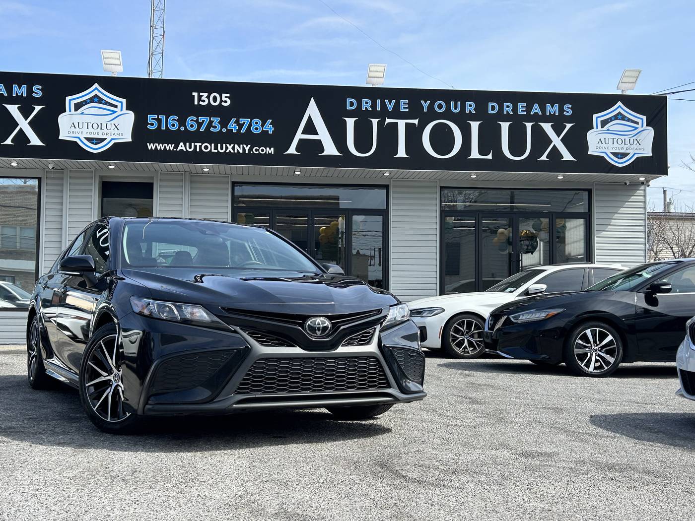 2023 Toyota Camry SE — Sedan — 58,221 mi — Elmont, NY