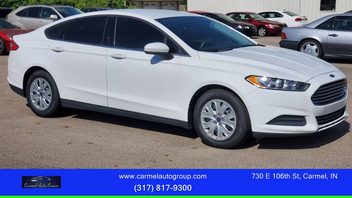 2013 Ford Fusion S