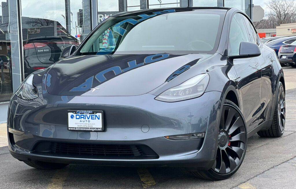 2022 Tesla Model Y Performance — SUV — 25,126 mi — Waukegan, IL