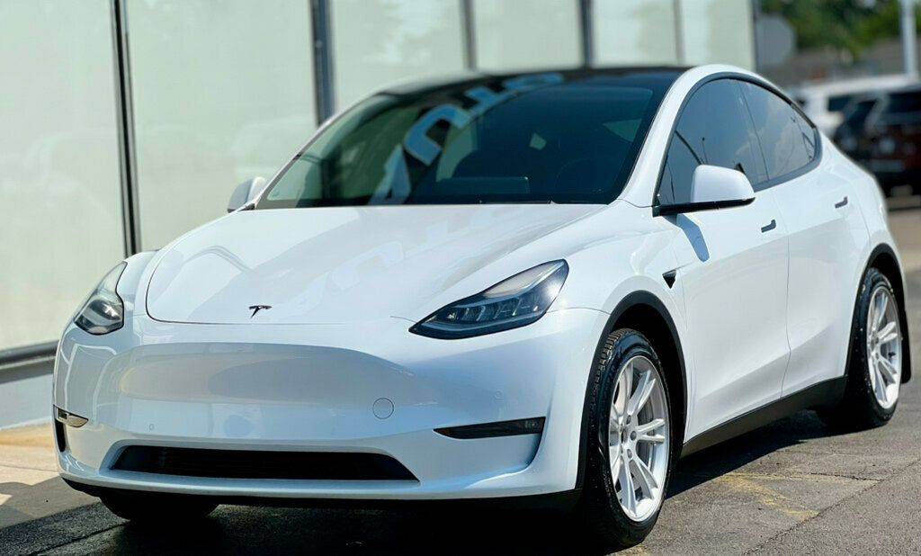 2022 Tesla Model Y Long Range — SUV — 75,640 mi — Waukegan, IL