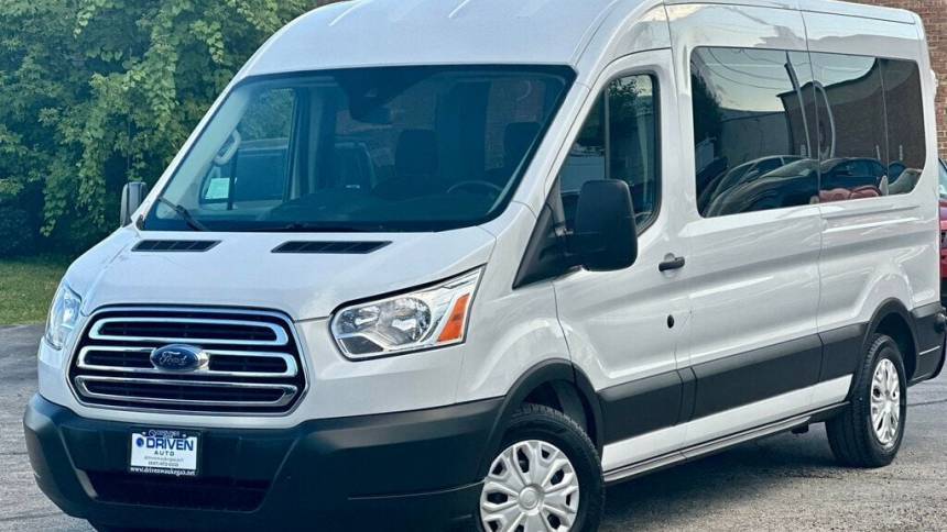 2019 Ford Transit Passenger Wagon T-350 XL — Passenger Van — 56,825 mi — Waukegan, IL