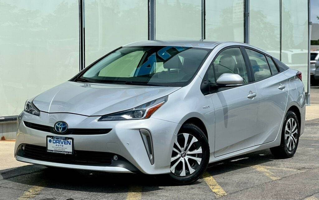 2021 Toyota Prius LE — Hatchback — 100,990 mi — Waukegan, IL
