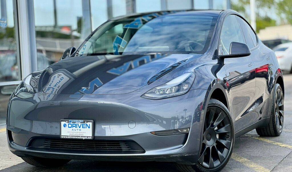 2023 Tesla Model Y Long Range — SUV — 14,546 mi — Waukegan, IL
