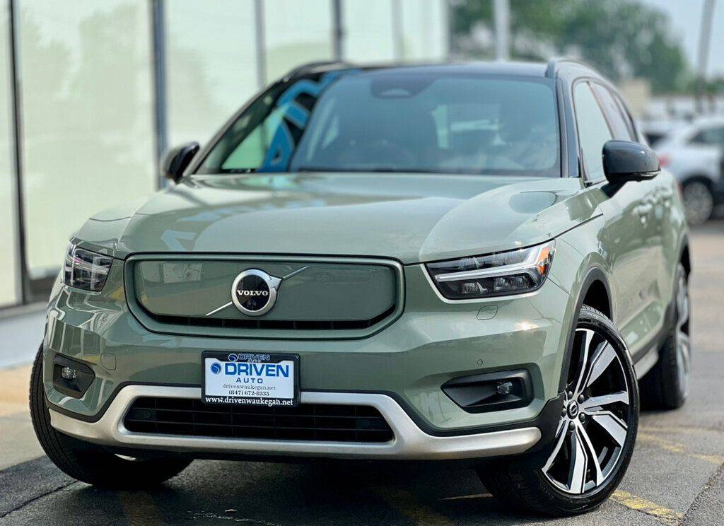 2021 Volvo XC40 Recharge Standard — SUV — 16,751 mi — Waukegan, IL