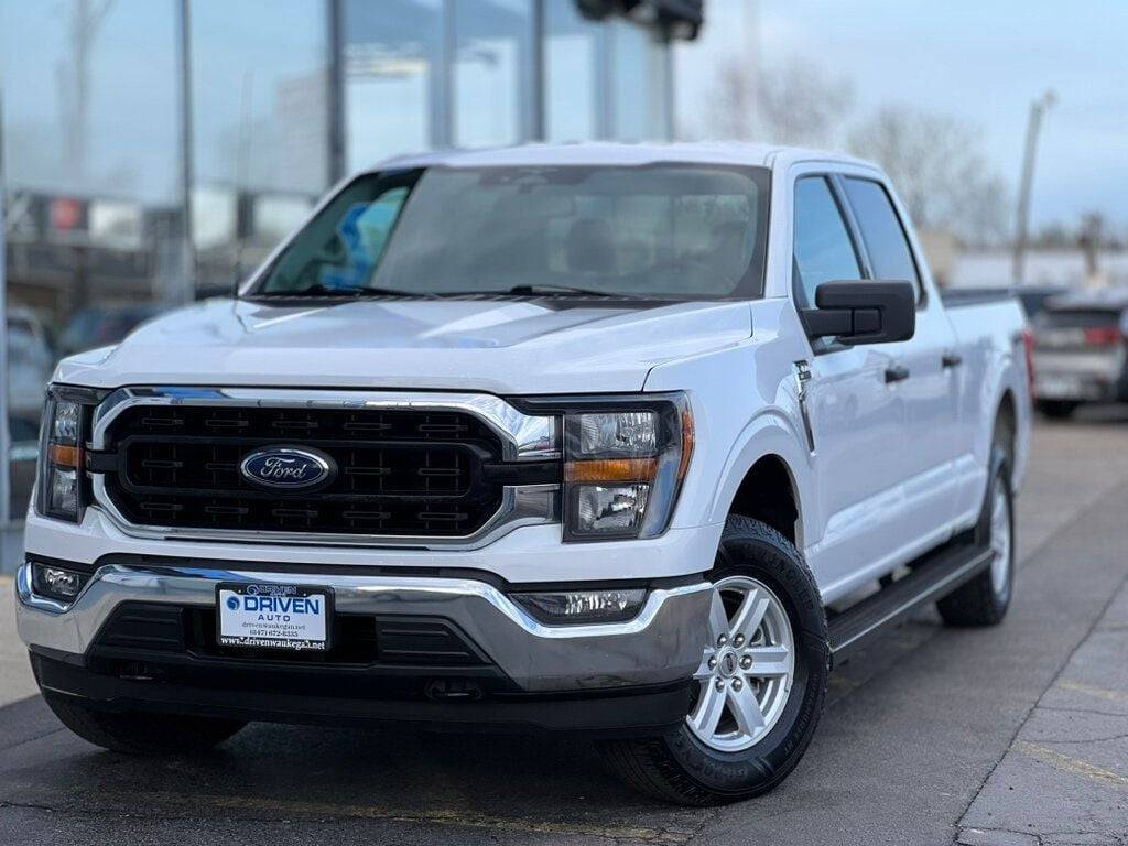 2023 Ford F-150 XL — Pickup Truck — 98,236 mi — Waukegan, IL