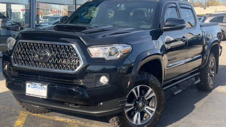 2019 Toyota Tacoma TRD Sport — Pickup Truck — 76,680 mi — Waukegan, IL