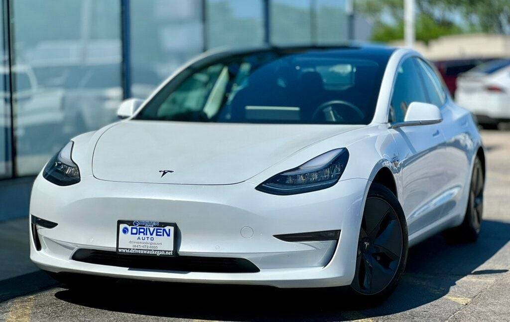 2020 Tesla Model 3 Long Range — Sedan — 34,842 mi — Waukegan, IL