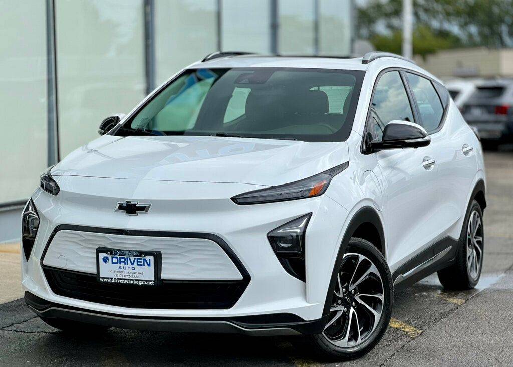 2022 Chevrolet Bolt EUV Premier — SUV — 22,265 mi — Waukegan, IL