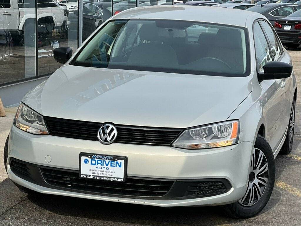 2011 Volkswagen Jetta S — Sedan — 57,610 mi — Waukegan, IL