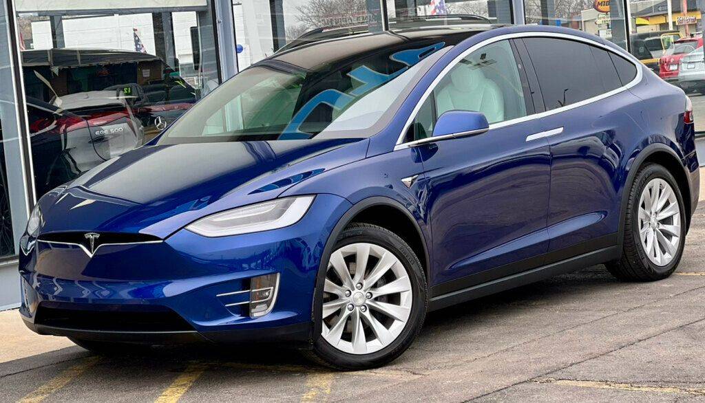 2020 Tesla Model X Long Range Plus — SUV — 107,278 mi — Waukegan, IL