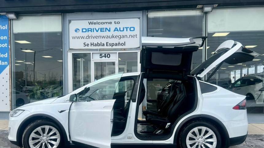 2021 Tesla Model X Long Range Plus — SUV — 95,618 mi — Waukegan, IL
