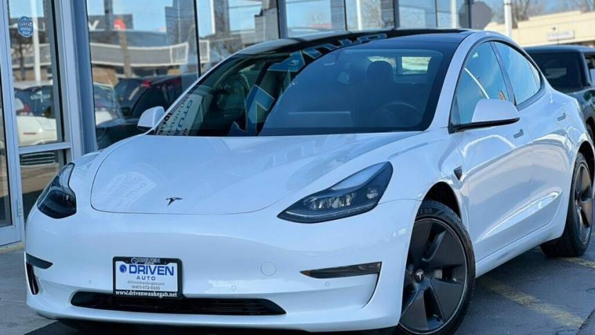 2021 Tesla Model 3 Standard Range Plus