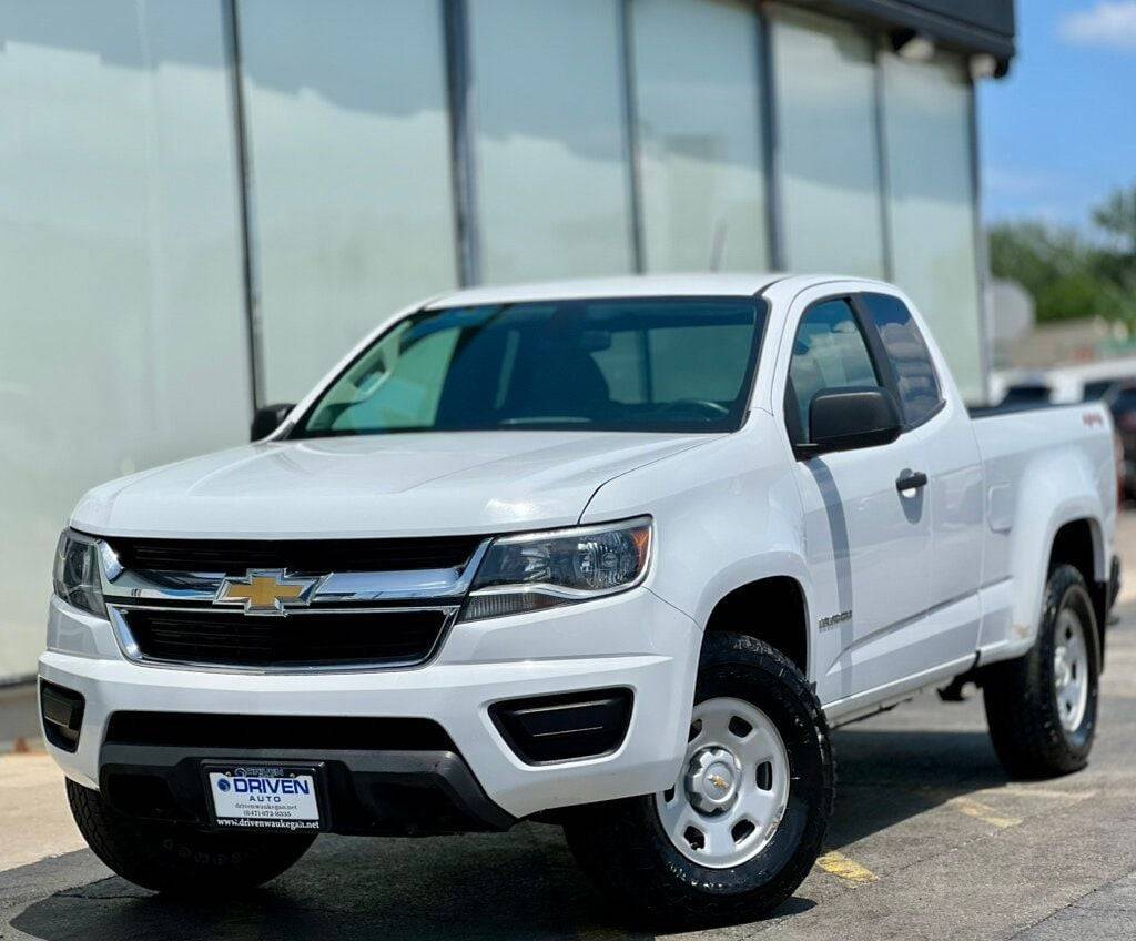 2020 Chevrolet Colorado WT — Pickup Truck — 106,602 mi — Waukegan, IL