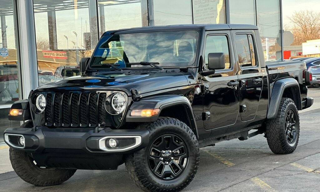 2021 Jeep Gladiator Sport S — Pickup Truck — 58,653 mi — Waukegan, IL
