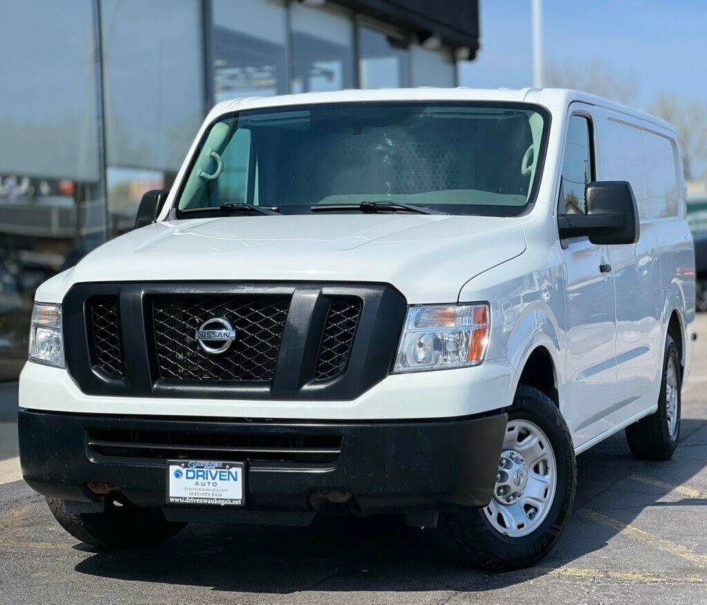 2019 Nissan NV Cargo NV2500 HD SV — Cargo Van — 103,813 mi — Waukegan, IL