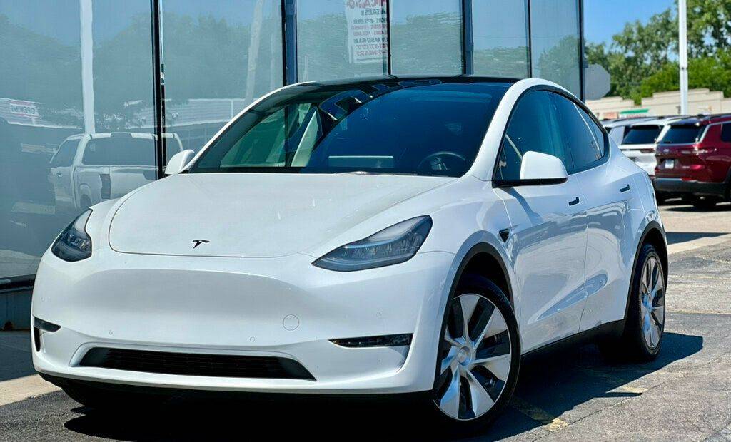 2021 Tesla Model Y Long Range — SUV — 114,551 mi — Waukegan, IL