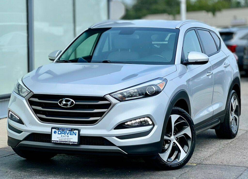 2016 Hyundai Tucson Sport — SUV — 84,390 mi — Waukegan, IL