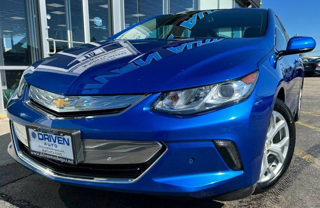 2017 Chevrolet Volt Premier — Sedan — 121,297 mi — Waukegan, IL