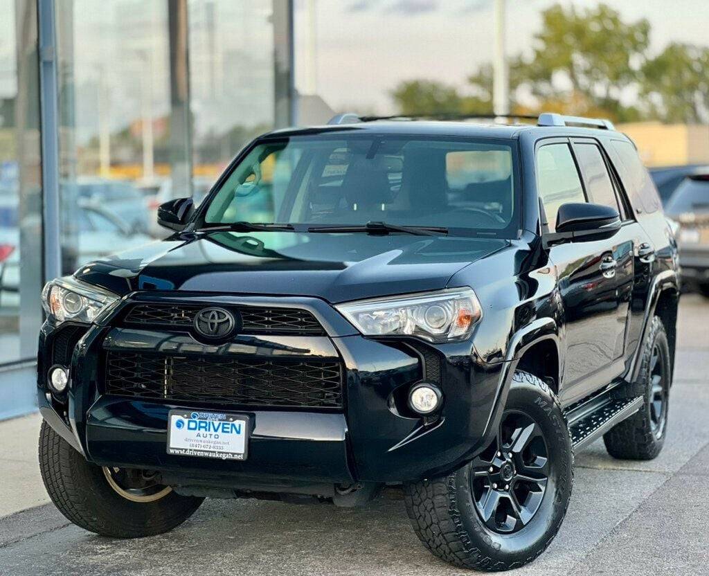 2016 Toyota 4Runner SR5 Premium — SUV — 145,387 mi — Waukegan, IL