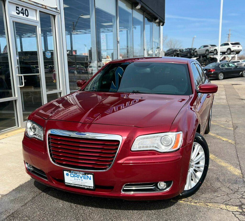 2014 Chrysler 300 C — Sedan — 168,454 mi — Waukegan, IL