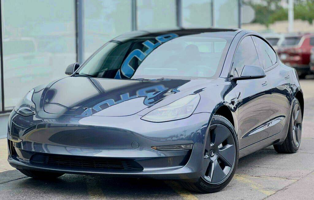 2023 Tesla Model 3 Model 3 — Sedan — 18,473 mi — Waukegan, IL