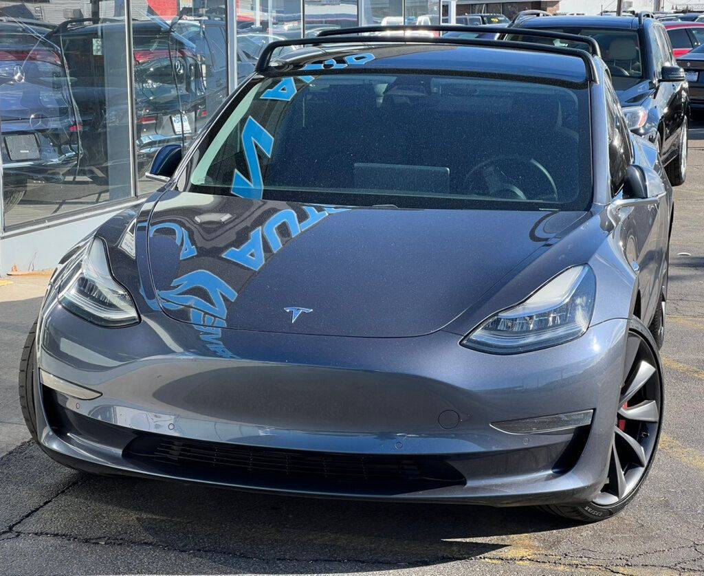 2020 Tesla Model 3 Performance — Sedan — 161,167 mi — Waukegan, IL