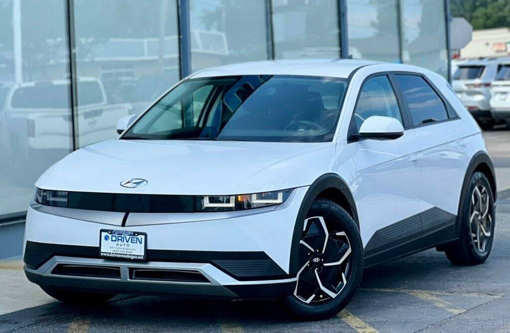 2022 Hyundai IONIQ 5 SEL — SUV — 59,912 mi — Waukegan, IL