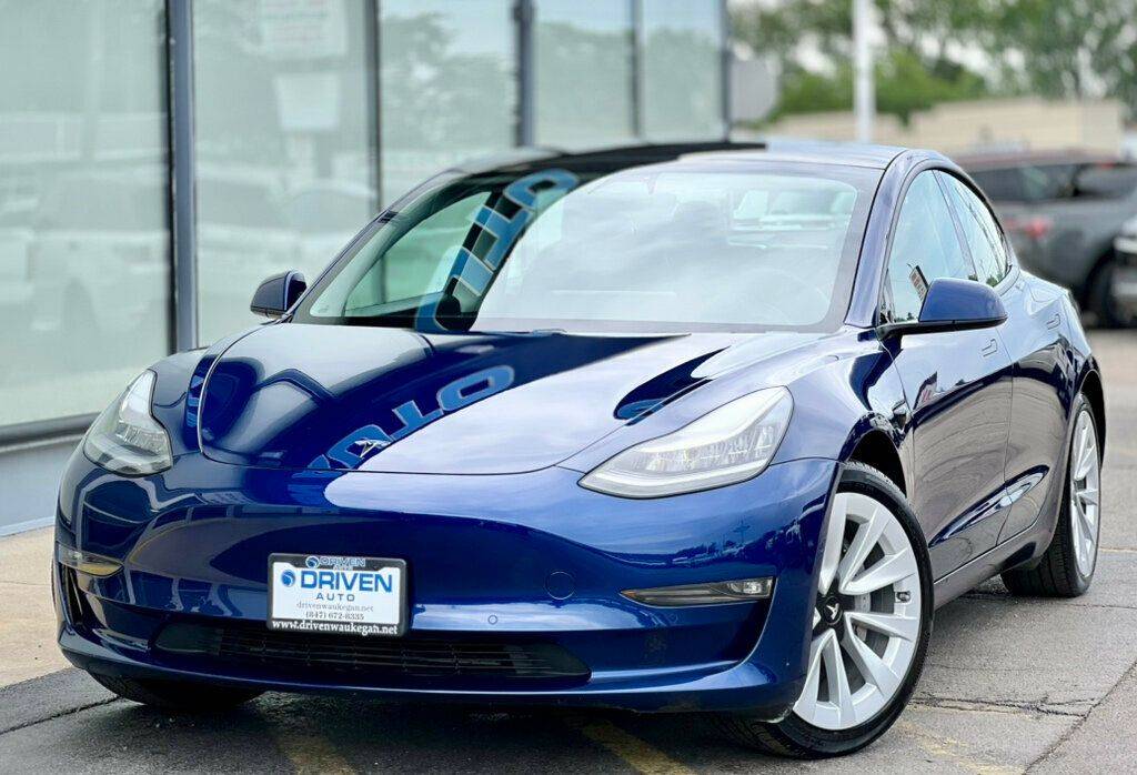2021 Tesla Model 3 Long Range — Sedan — 48,779 mi — Waukegan, IL