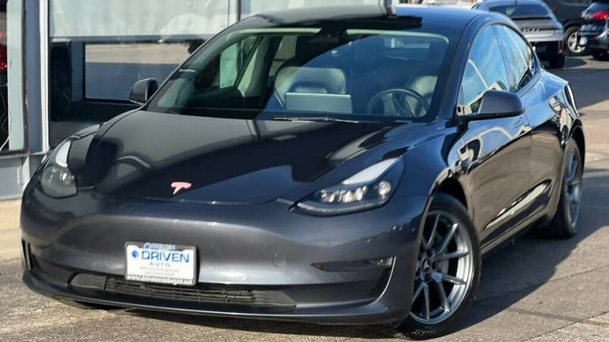 2022 Tesla Model 3 Standard Range Plus — Sedan — 90,842 mi — Waukegan, IL