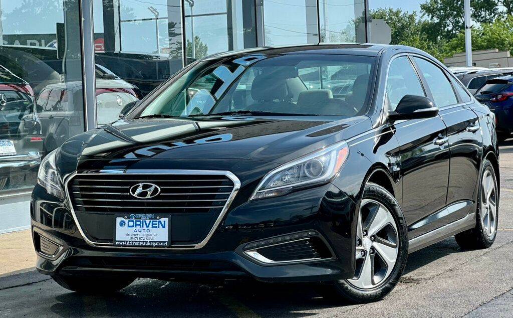 2016 Hyundai Sonata Plug-In Hybrid Base — Sedan — 95,249 mi — Waukegan, IL