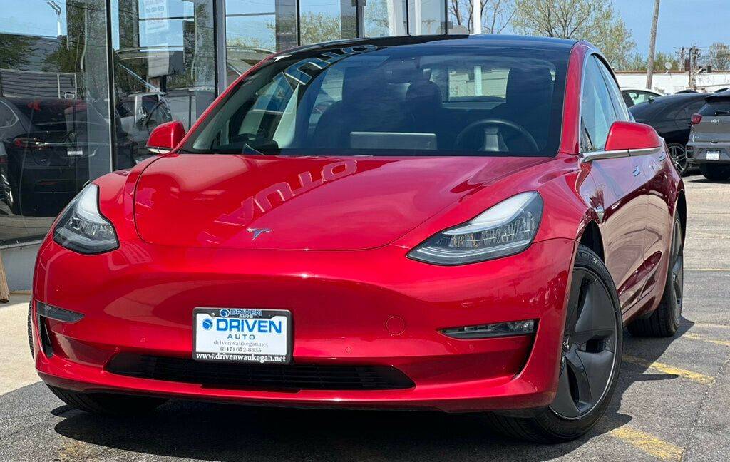 2020 Tesla Model 3 Long Range — Sedan — 71,211 mi — Waukegan, IL