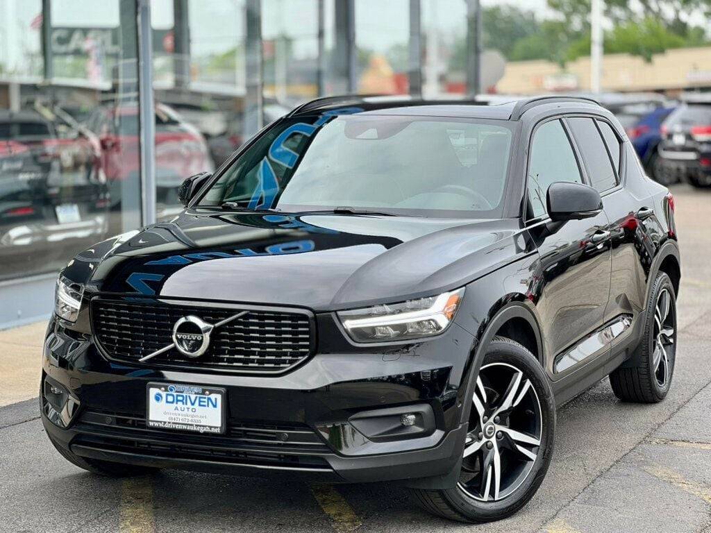 2021 Volvo XC40 R-Design — SUV — 45,336 mi — Waukegan, IL