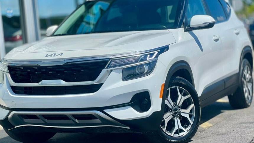 2022 Kia Seltos EX