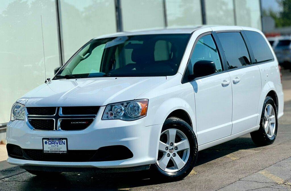 2018 Dodge Grand Caravan SE — Minivan — 107,471 mi — Waukegan, IL