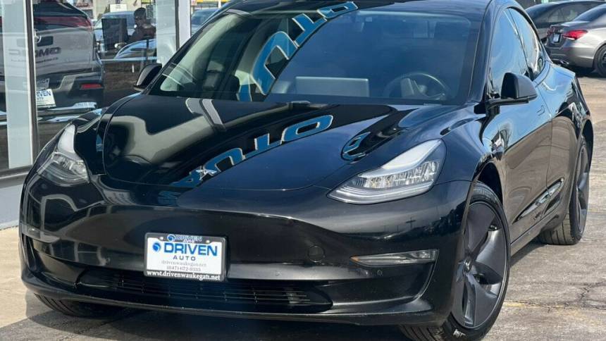 2019 Tesla Model 3 Long Range — Sedan — 110,751 mi — Waukegan, IL