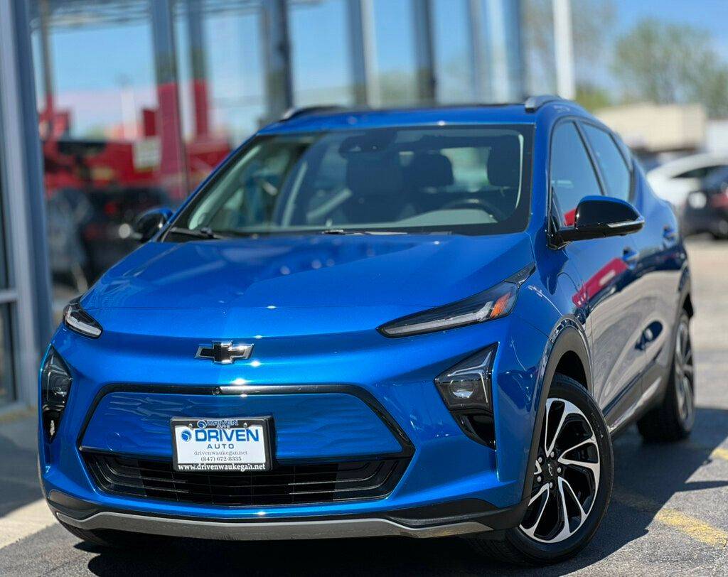 2022 Chevrolet Bolt EUV Premier — SUV — 30,291 mi — Waukegan, IL
