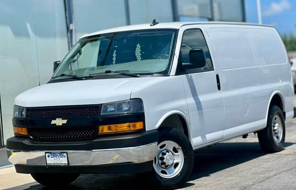 2022 Chevrolet Express Cargo Van Base — Cargo Van — 90,882 mi — Waukegan, IL
