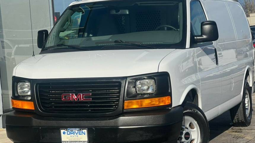 2017 GMC Savana Cargo Van Base — Cargo Van — 97,296 mi — Waukegan, IL