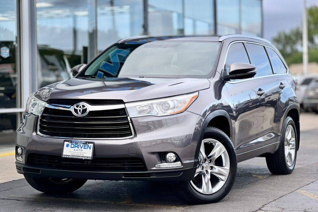 2014 Toyota Highlander Limited — SUV — 101,222 mi — Waukegan, IL