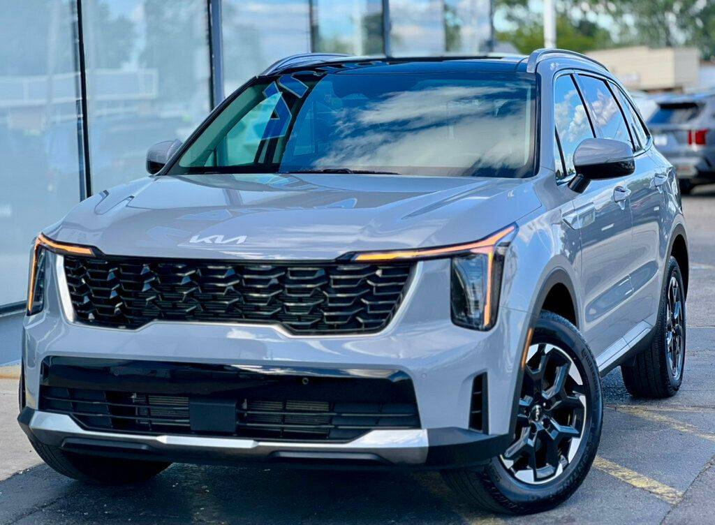 2024 Kia Sorento S — SUV — 15,921 mi — Waukegan, IL