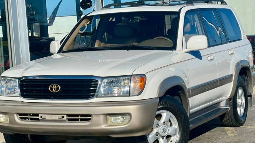 2000 Toyota Land Cruiser Base — SUV — 269,226 mi — Waukegan, IL