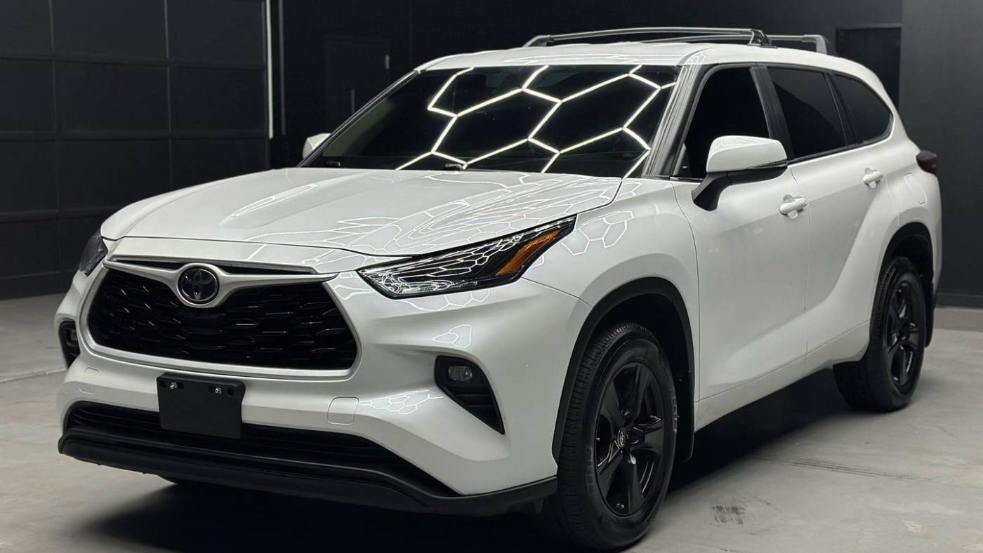 2023 Toyota Highlander LE — SUV — 17,307 mi — Troutdale, OR