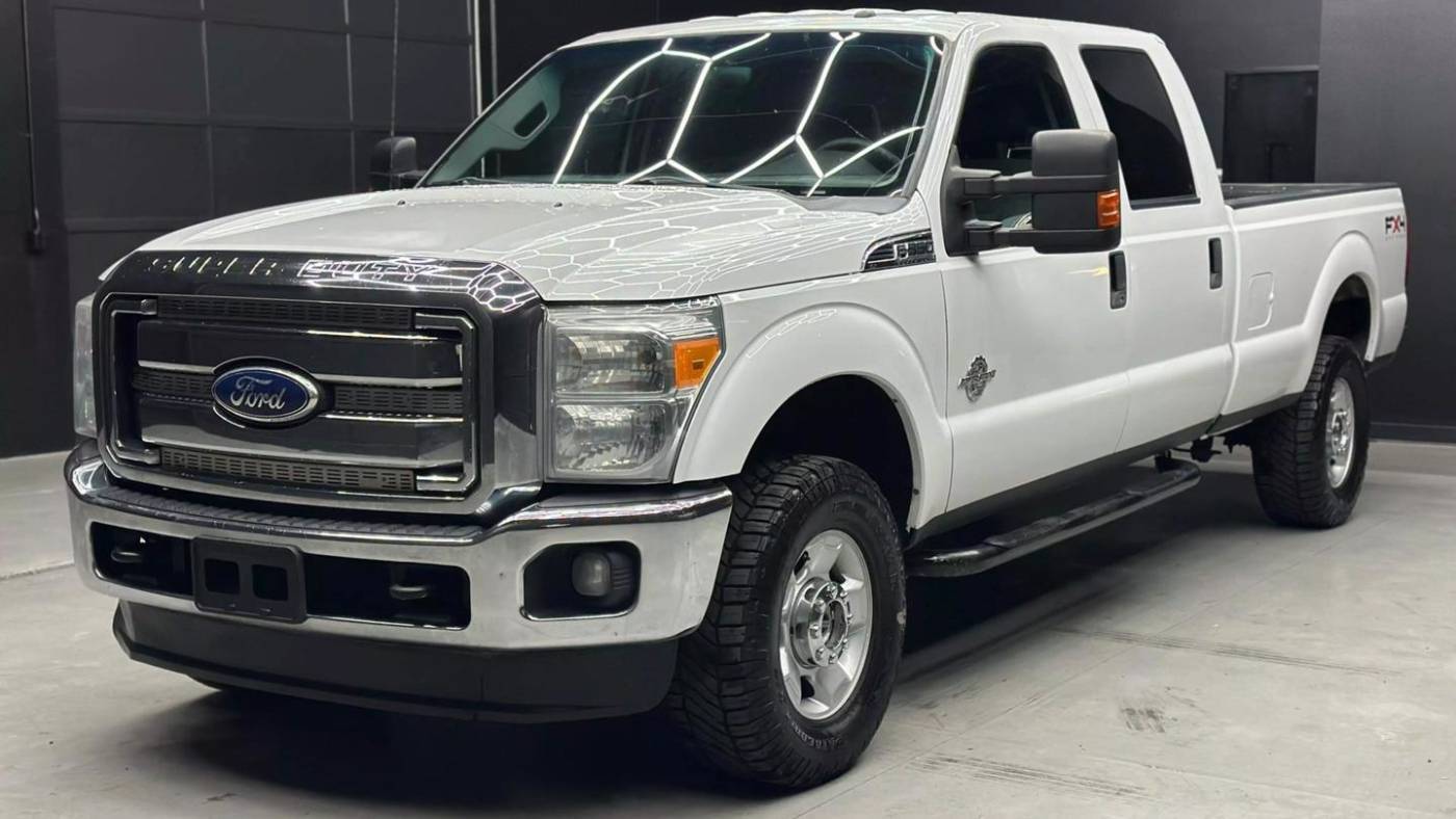 2011 Ford Super Duty F-350 XLT — Pickup Truck — 101 mi — Troutdale, OR