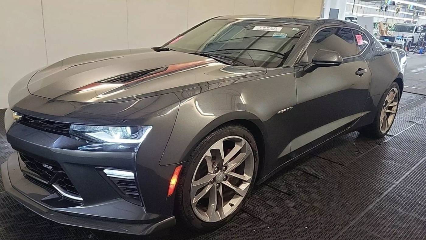 2017 Chevrolet Camaro 2SS — Coupe — 76,293 mi — Troutdale, OR