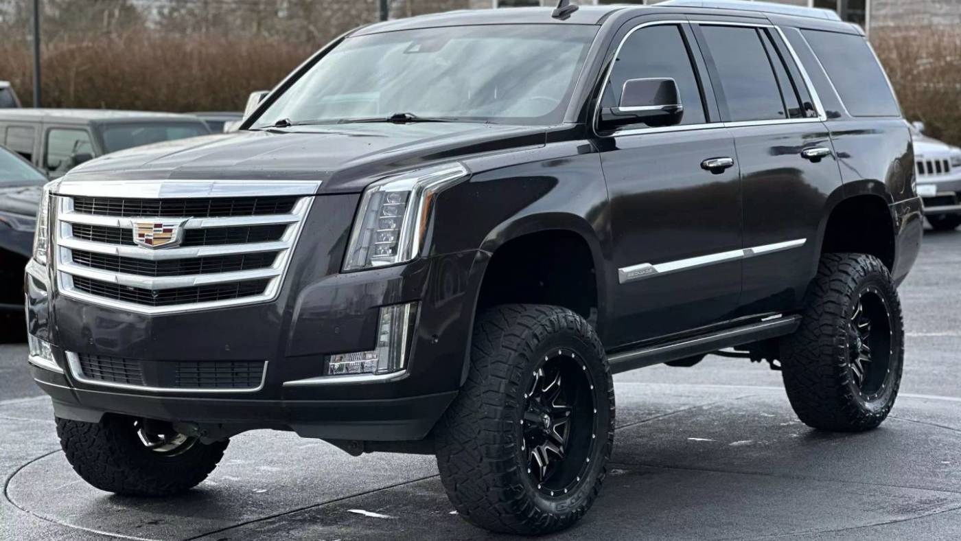 2018 Cadillac Escalade Premium Luxury — SUV — 98,502 mi — Troutdale, OR