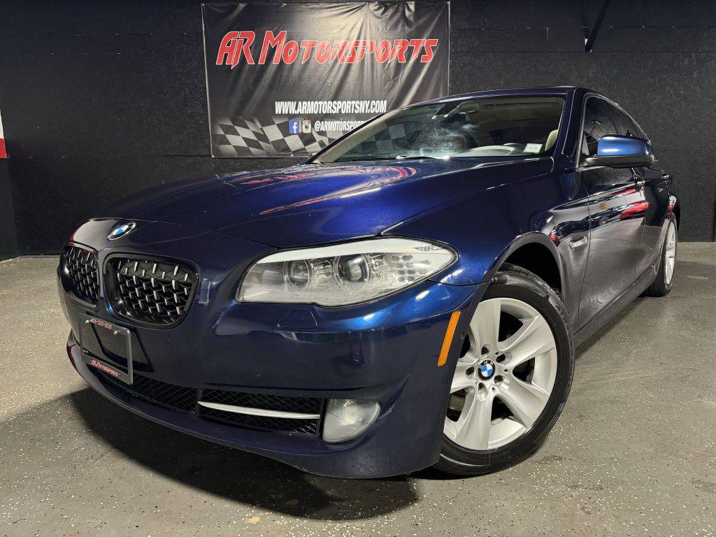 2013 BMW 5 Series 528i — Sedan — 88,751 mi — Bay Shore, NY