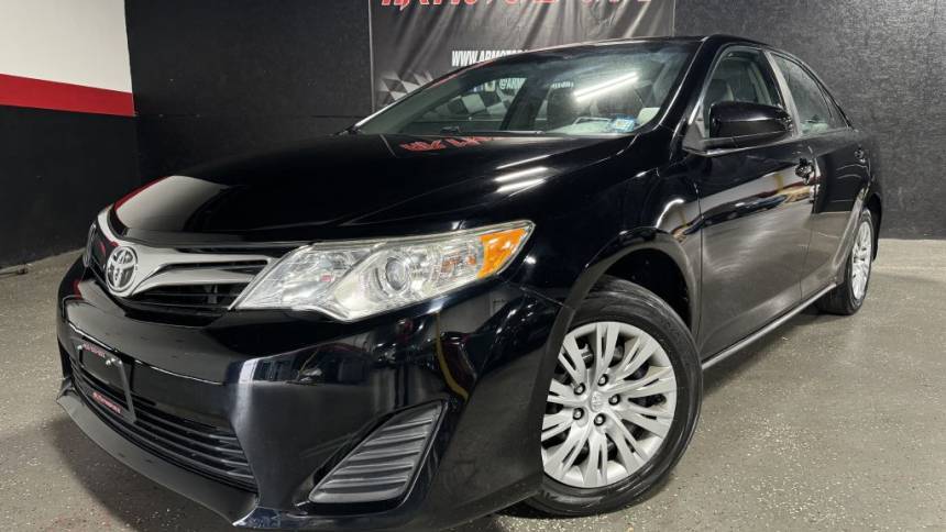 2012 Toyota Camry LE — Sedan — 65,467 mi — Bay Shore, NY