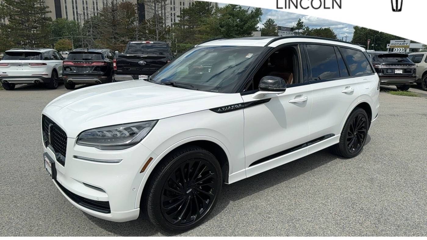 2022 Lincoln Aviator Reserve — SUV — 45,695 mi — Lowell, MA