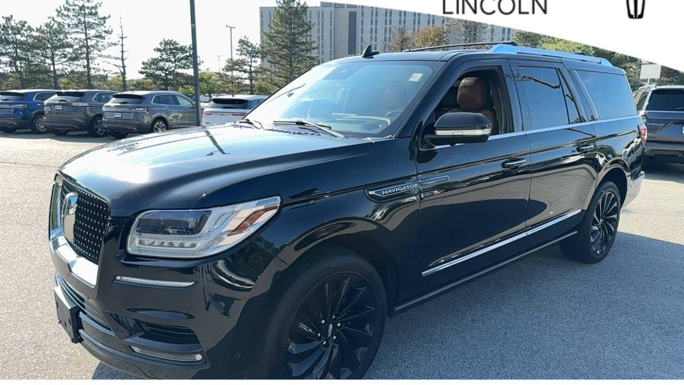 2021 Lincoln Navigator Reserve — SUV — 30,286 mi — Lowell, MA